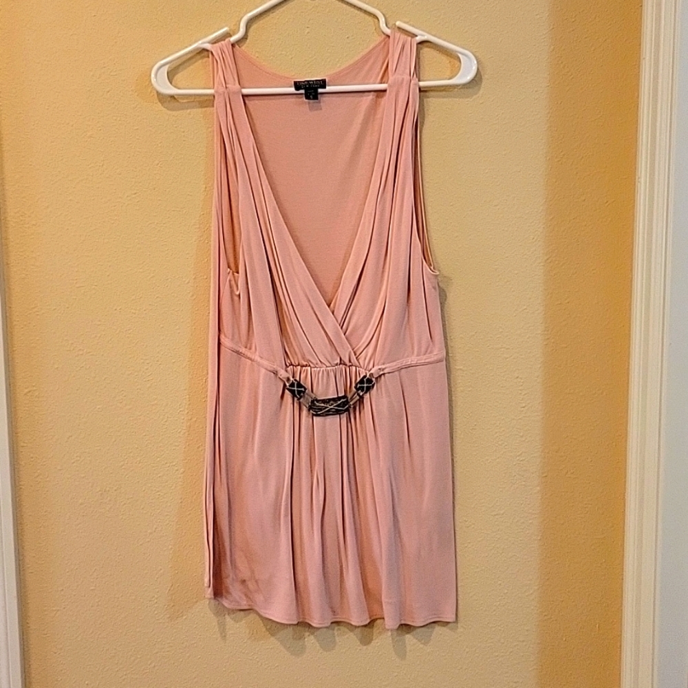 One West New York Sleeveless Blouse